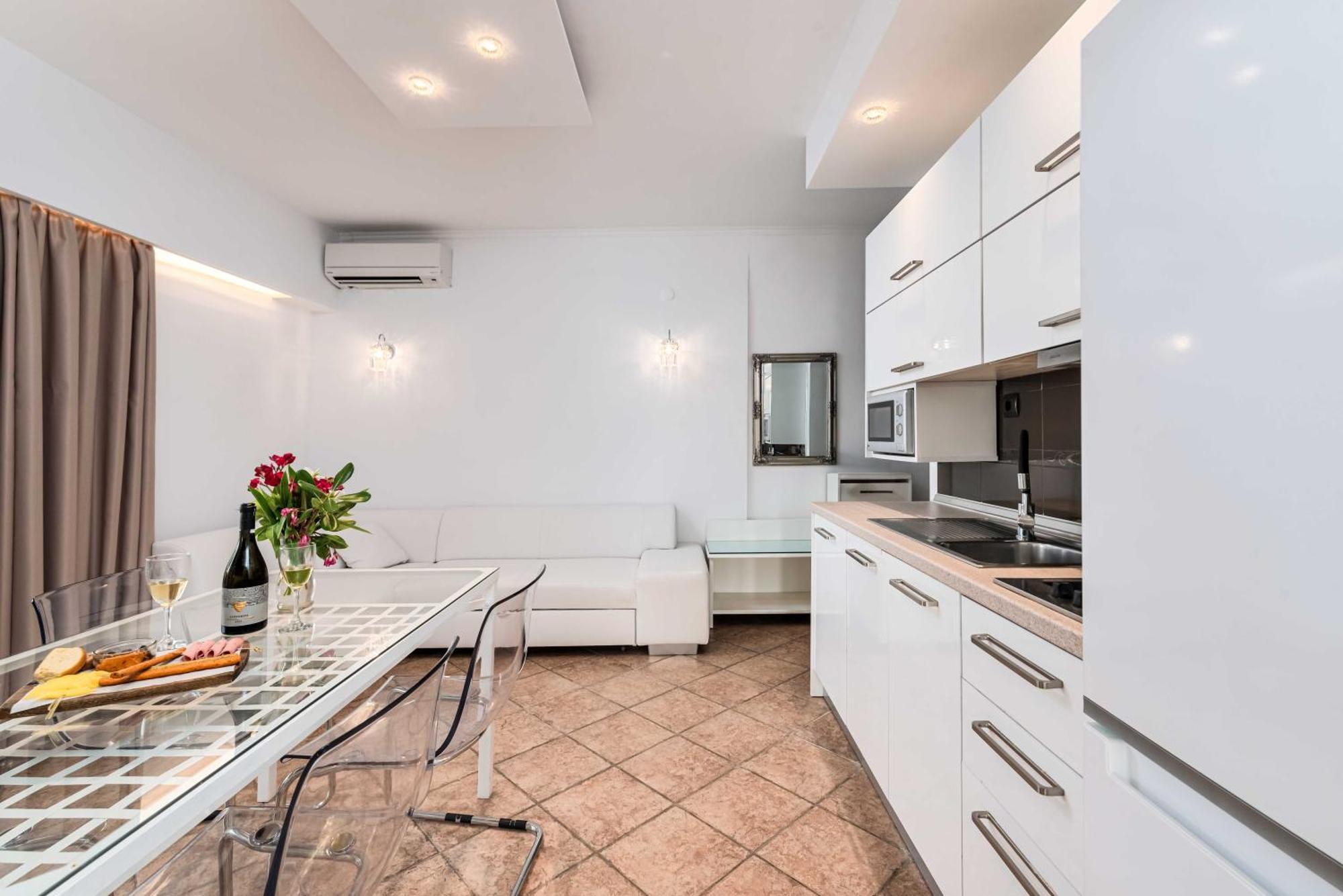 Hotel Aeollos Pefkochori Bagian luar foto