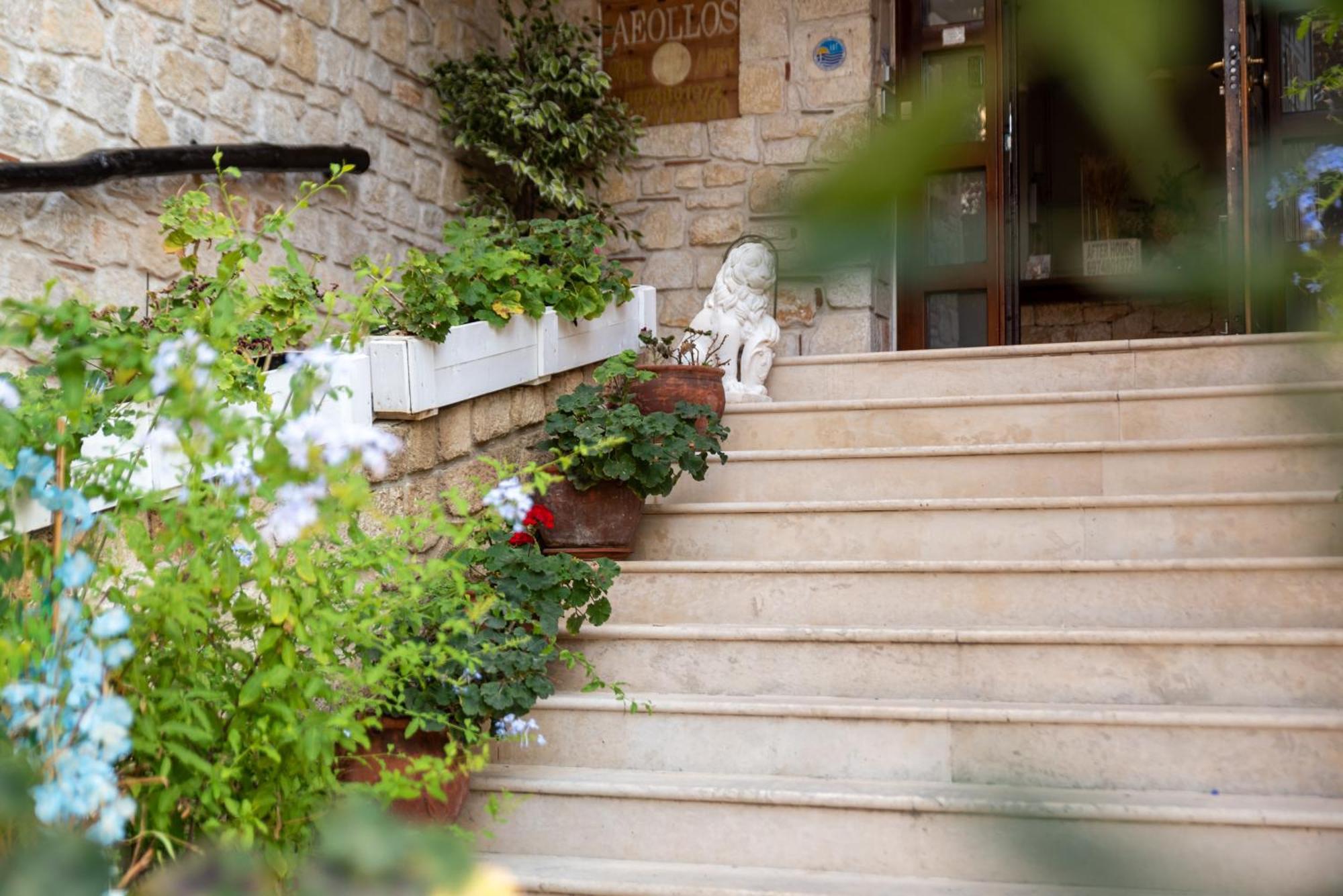Hotel Aeollos Pefkochori Bagian luar foto