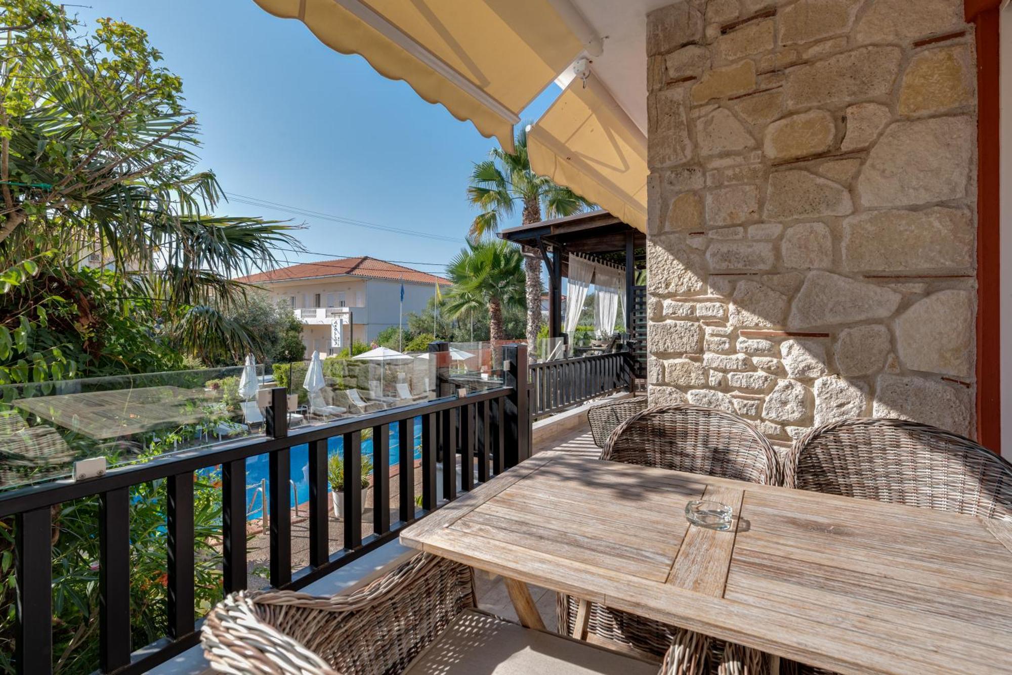 Hotel Aeollos Pefkochori Bagian luar foto