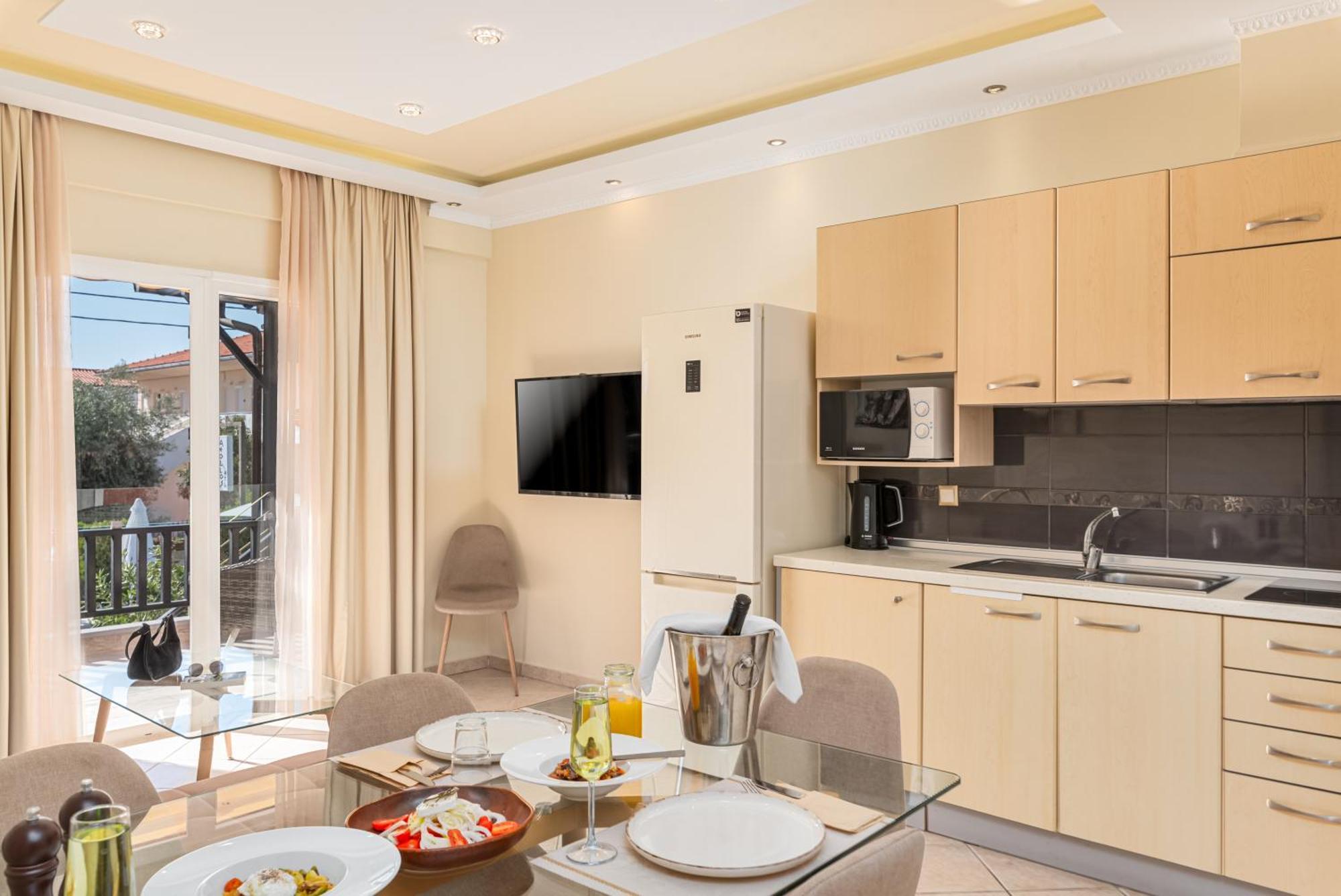 Hotel Aeollos Pefkochori Bagian luar foto
