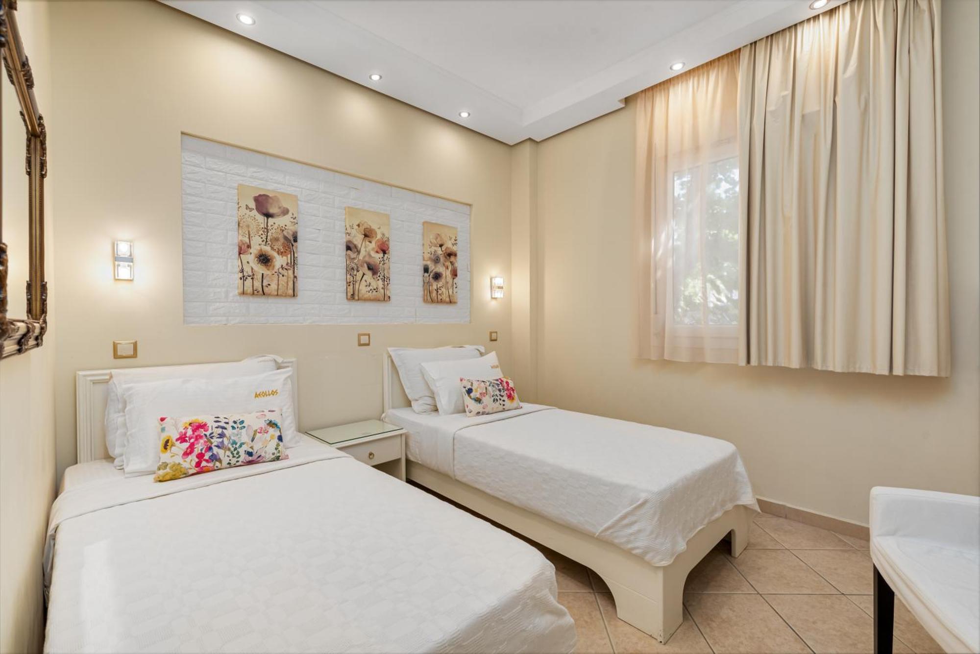Hotel Aeollos Pefkochori Bagian luar foto