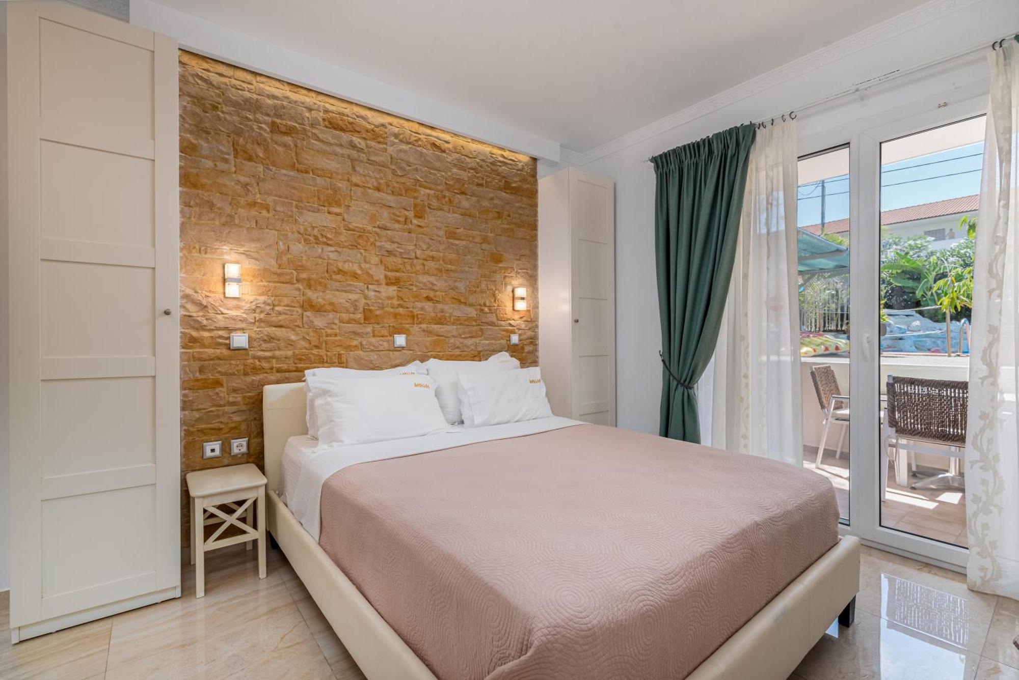 Hotel Aeollos Pefkochori Bagian luar foto
